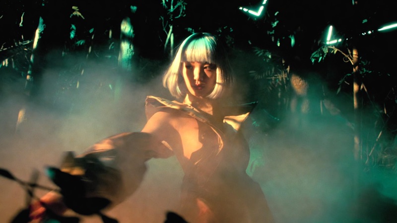 Jungle Lumina · by Marco · platinum bob, cyan fog, amber key