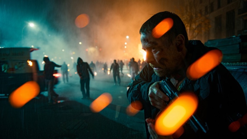 Admiring Reve · by esiranchuk · night crowd, automotive blur, summer drink